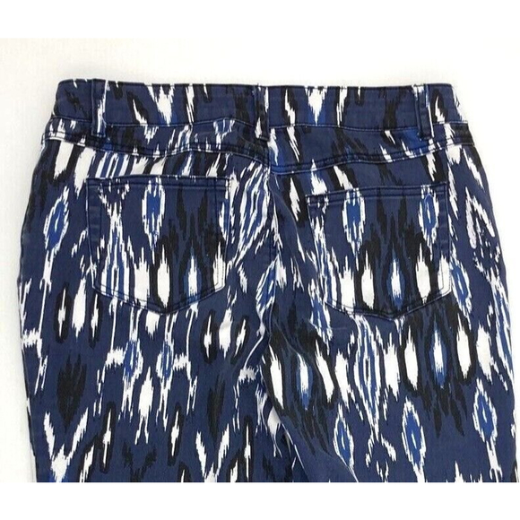 Su & Lola Lightweight Southwestern Aztec Stretch Ankle Crop Jeans - Picture 4 of 9